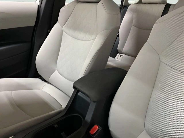 Used 2024 Toyota Corolla Cross L FWD image 74