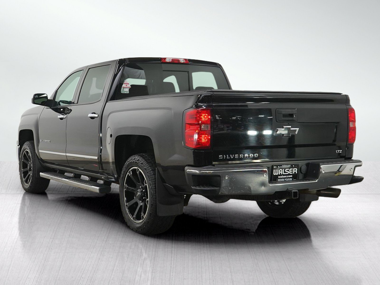 Used 2014 Chevrolet Silverado 1500 LTZ Z71 w/ LTZ Plus Package AWD/4WD image 3