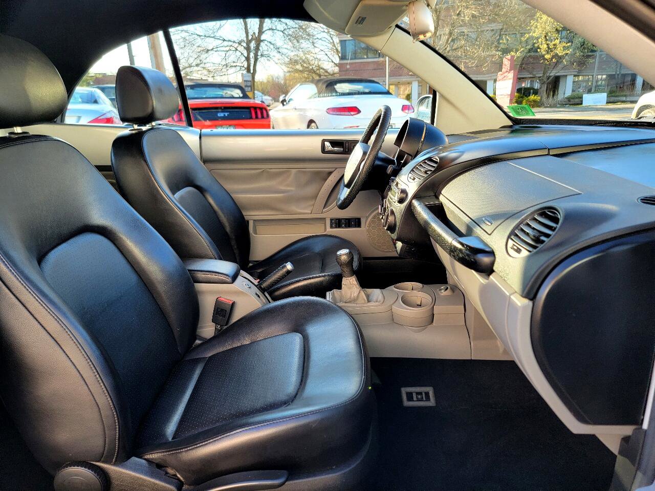 Used 2004 Volkswagen Beetle GLS image 34