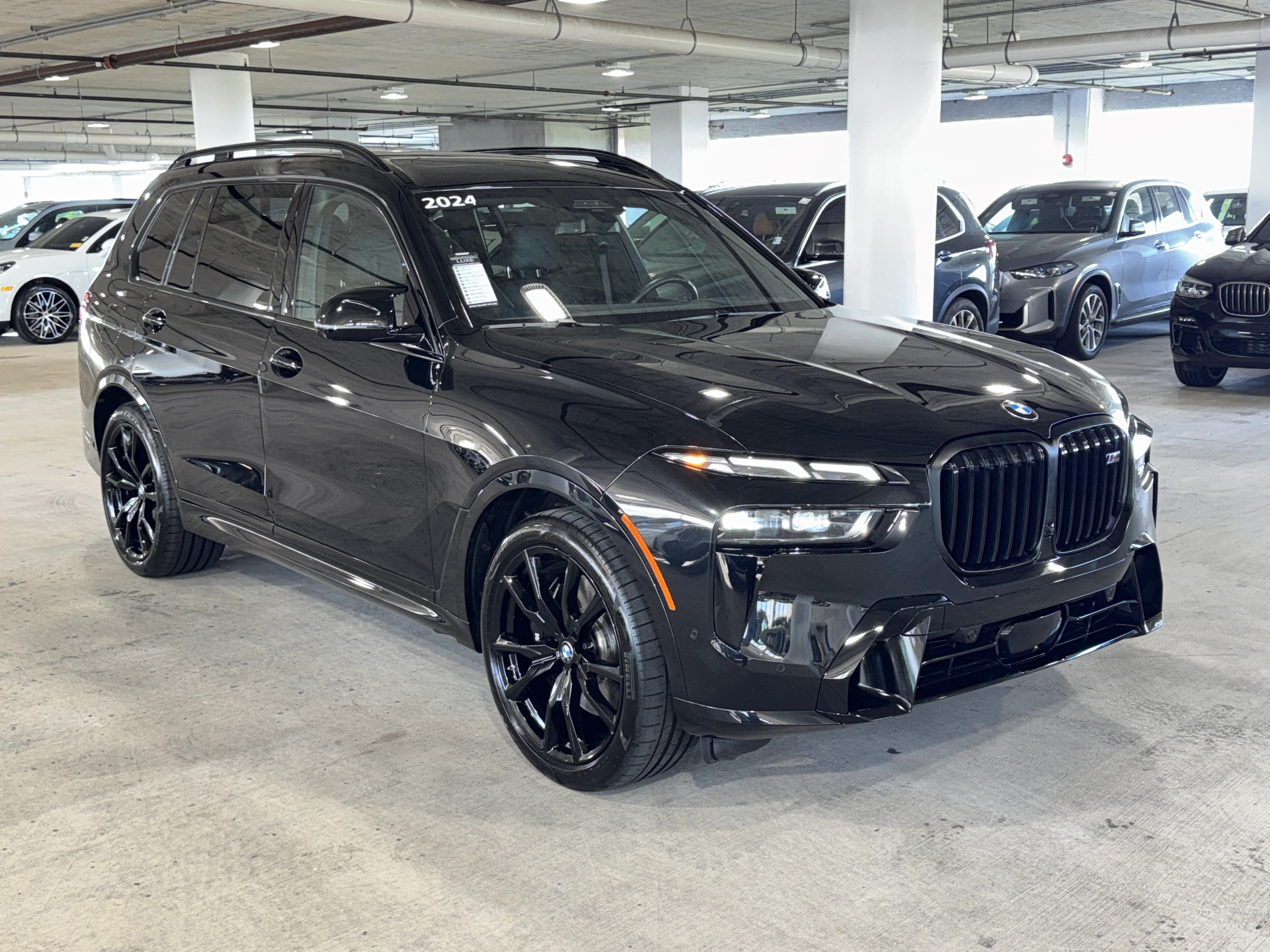 Used 2024 BMW X7 M60i w/ Executive Package AWD/4WD image 2