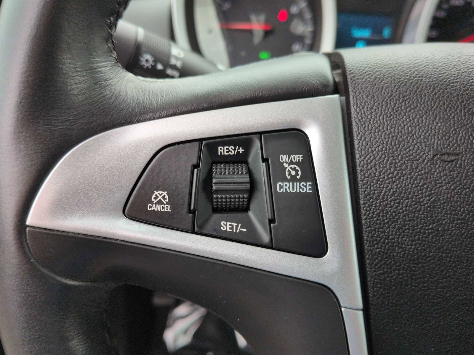 Used 2012 Chevrolet Equinox LT w/ Driver Convenience Package image 24