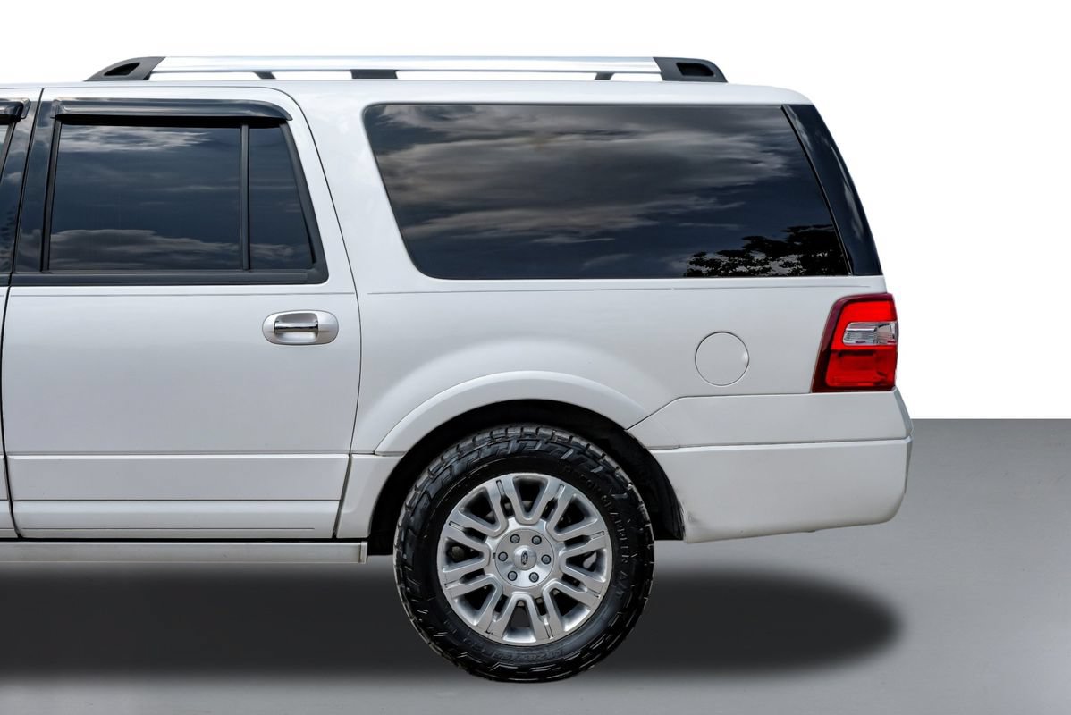 Used 2014 Ford Expedition EL Limited w/ Equipment Group 301A AWD/4WD image 11