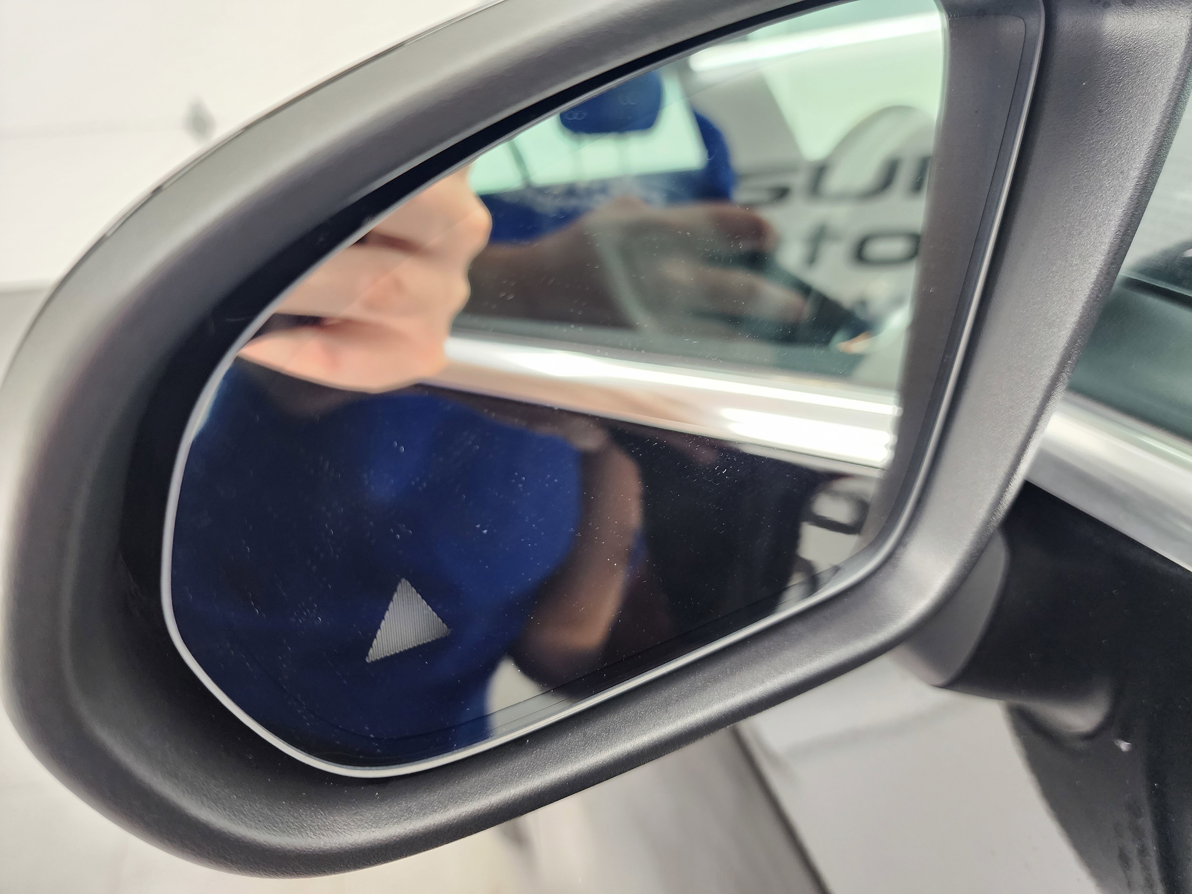 Used 2025 Mercedes-Benz CLA 250 4MATIC image 35