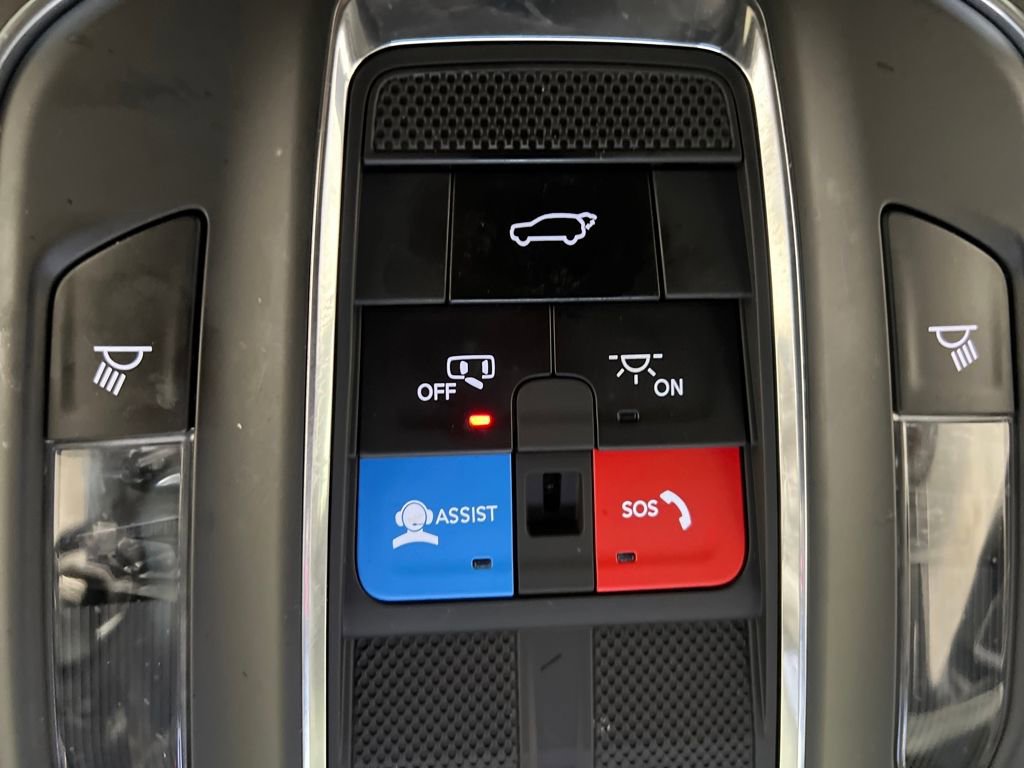 Used 2024 Jeep Wagoneer L Series II w/ Flexible Seating Group image 71