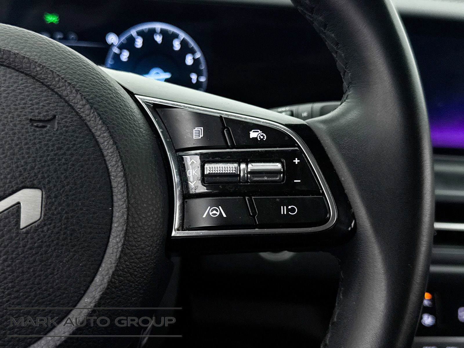 Certified 2024 Kia Seltos EX image 32