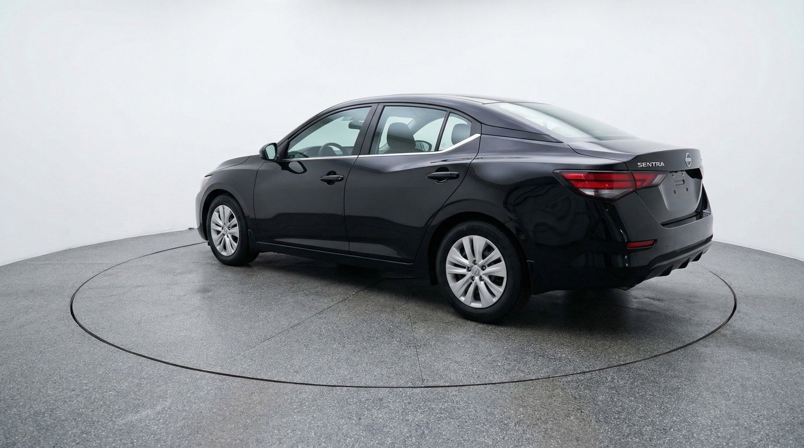 Used 2025 Nissan Sentra S image 6