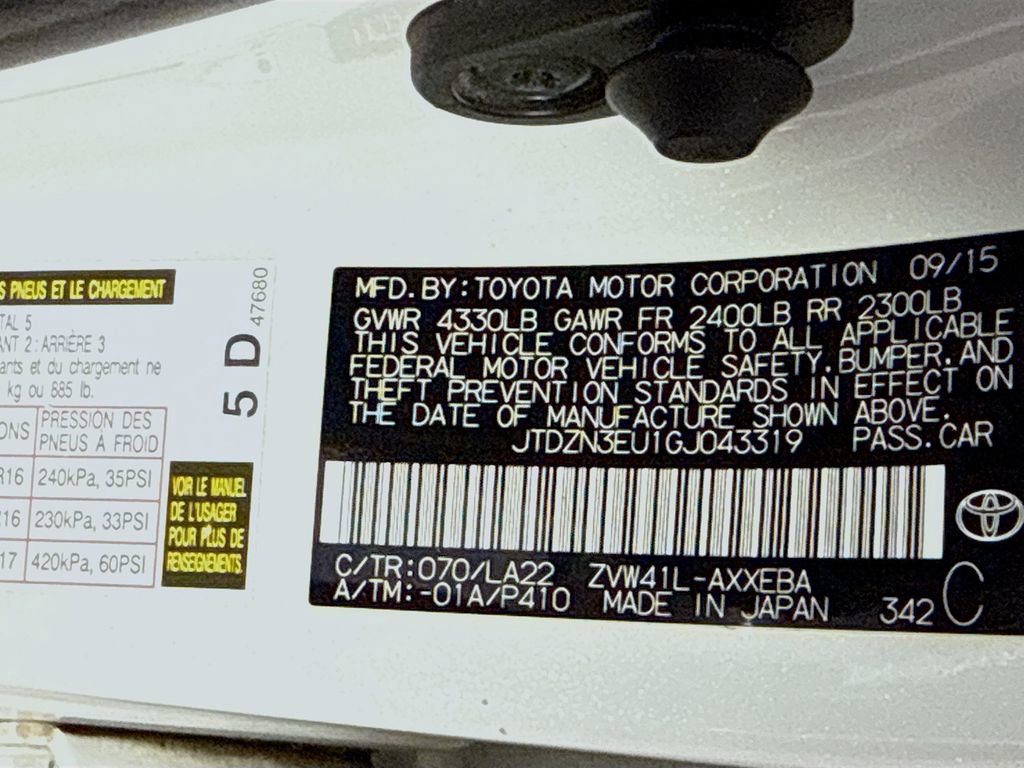 Used 2016 Toyota Prius V Four image 28