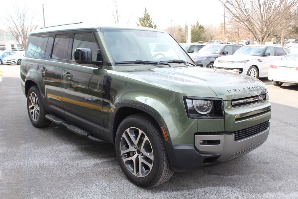 New 2026 Land Rover Defender 130 S image 9