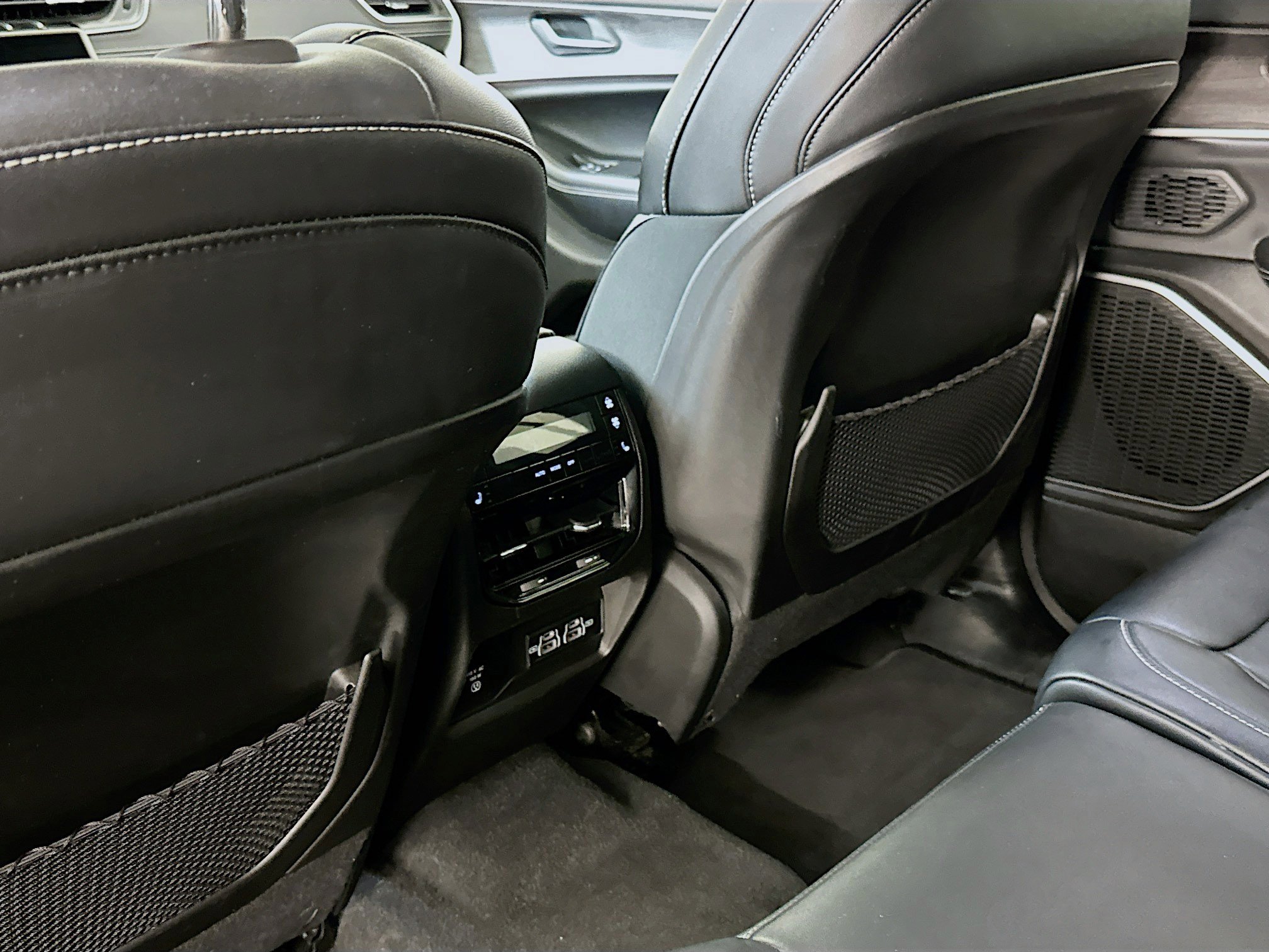 Used 2021 Jeep Grand Cherokee L Limited image 29