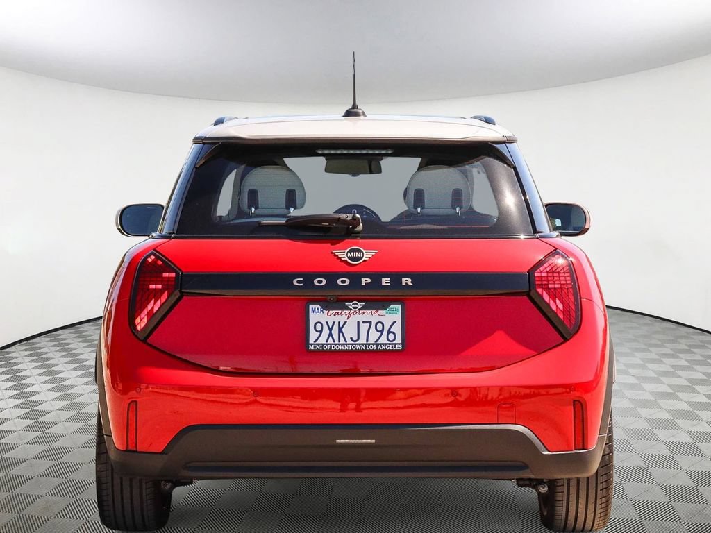 Used 2026 MINI Cooper 2-Door Hardtop FWD image 9