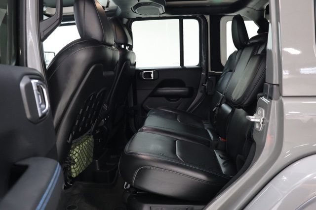 Used 2022 Jeep Wrangler Unlimited Rubicon 4xe w/ Dual Top Group AWD/4WD image 32