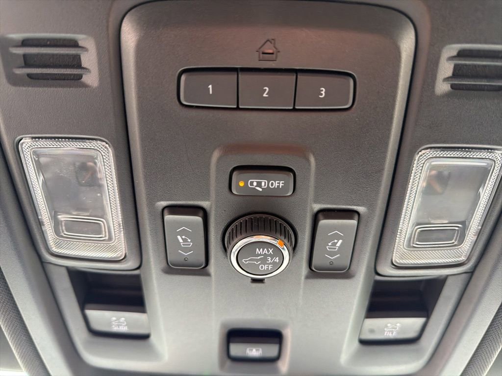 Used 2021 Chevrolet Tahoe LT w/ LT Signature Package image 53