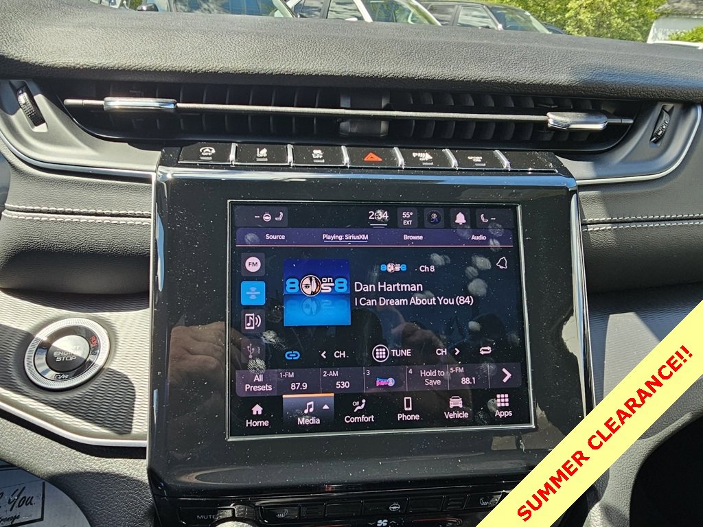 New 2025 Jeep Grand Cherokee L Altitude image 10