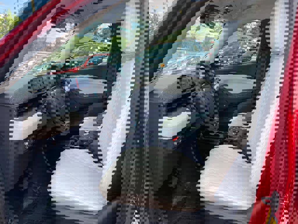 Used 2021 Ford Mustang Mach-E Premium image 14