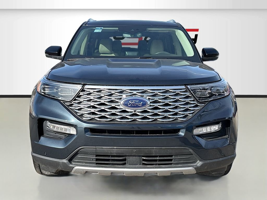 Used 2023 Ford Explorer Platinum w/ Technology Package image 2