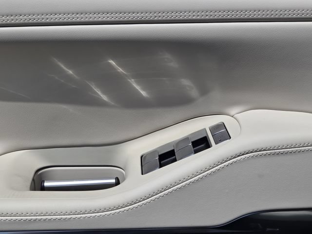 New 2027 Lincoln Navigator Reserve RWD image 16