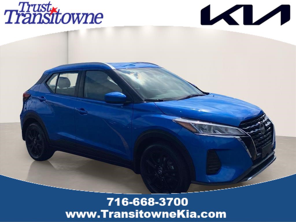 Used 2023 Nissan Kicks SV