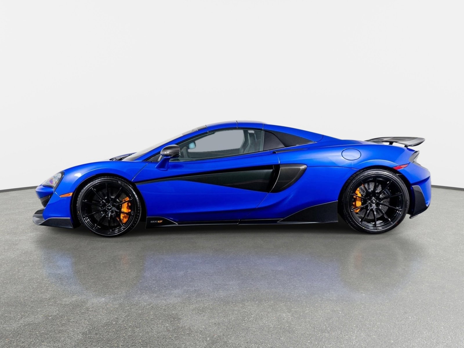 Used 2020 McLaren 600LT Spider RWD image 16