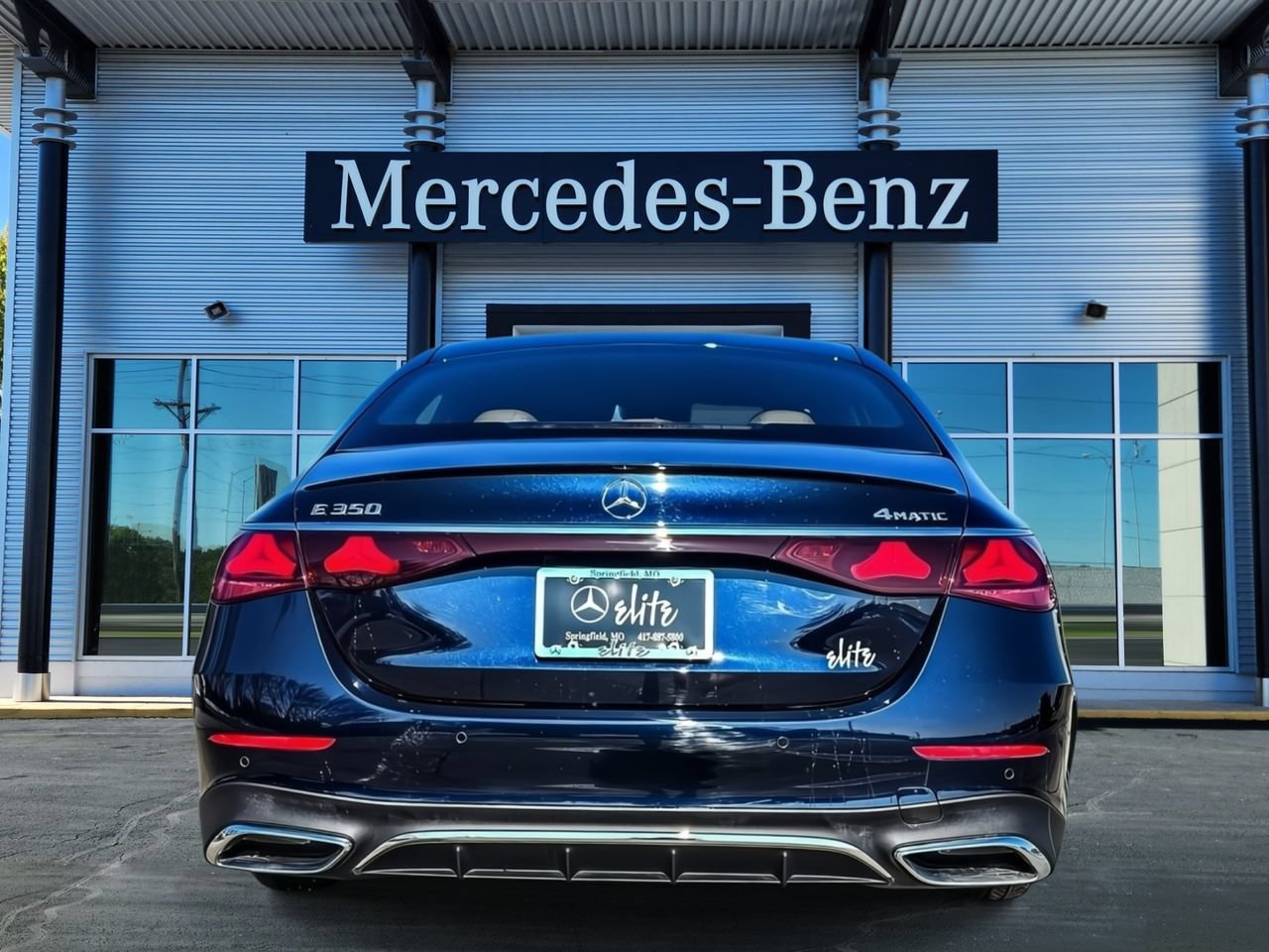 New 2026 Mercedes-Benz E 350 4MATIC Sedan image 5