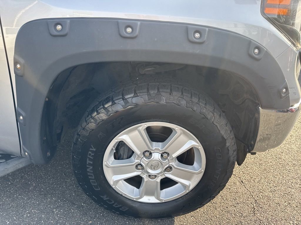 Used 2014 Toyota Tundra SR5 image 9