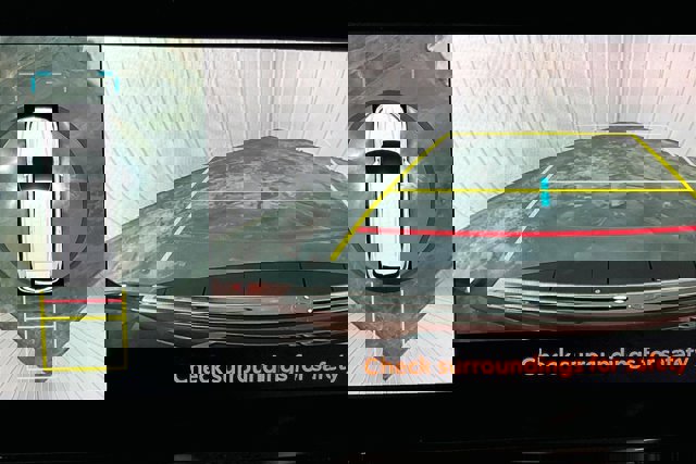 Used 2026 Toyota Highlander Platinum image 21