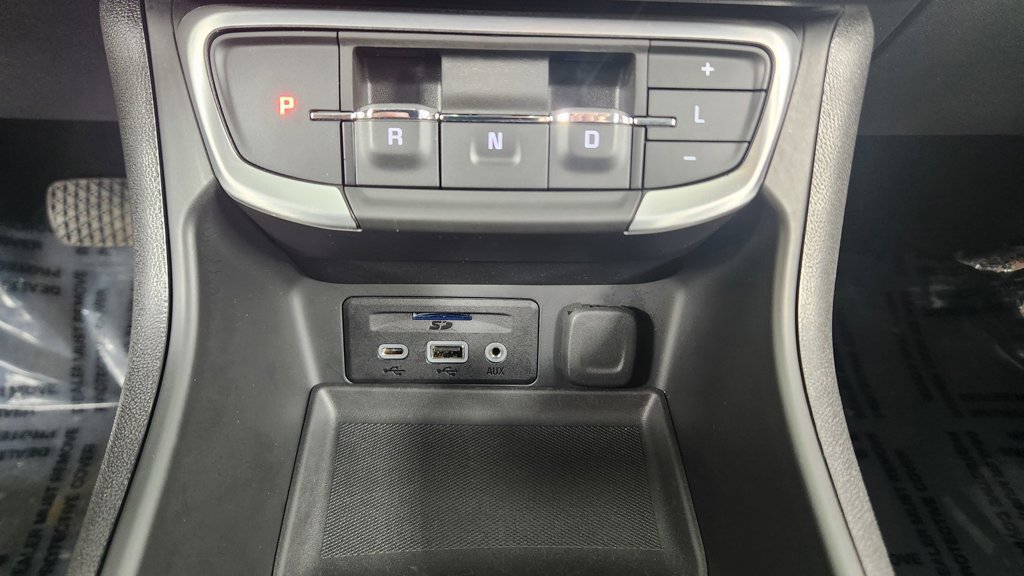 Used 2022 GMC Terrain SLT w/ LPO, Roadside Safety Package AWD/4WD image 29