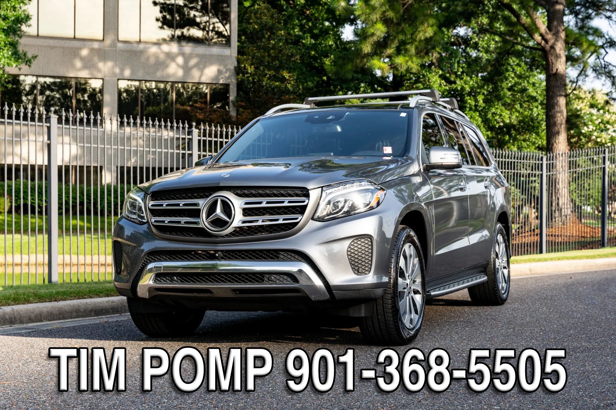 Used 2018 Mercedes-Benz GLS 450 4MATIC w/ Premium Package image 2