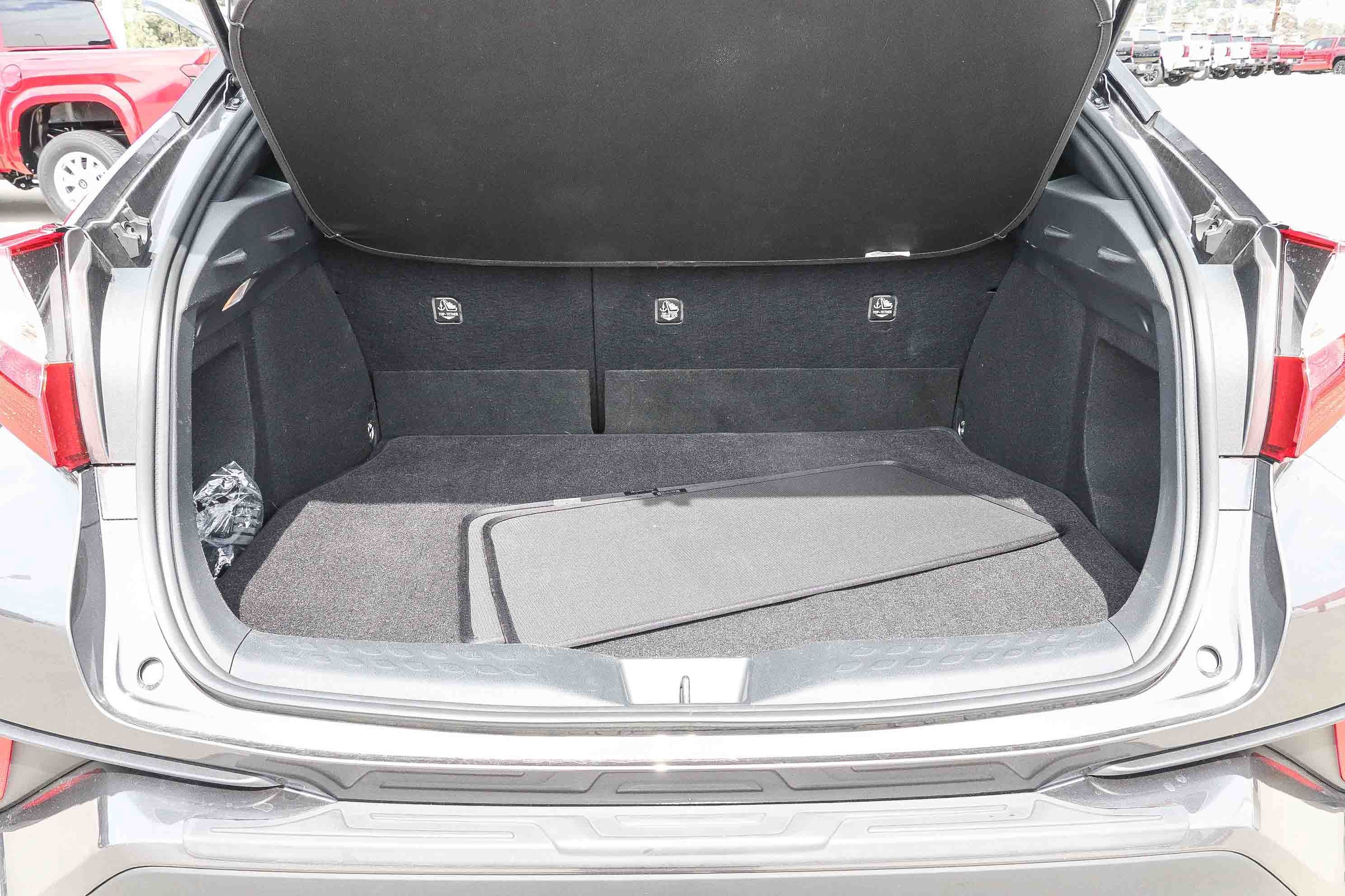 Certified 2021 Toyota C-HR XLE image 26