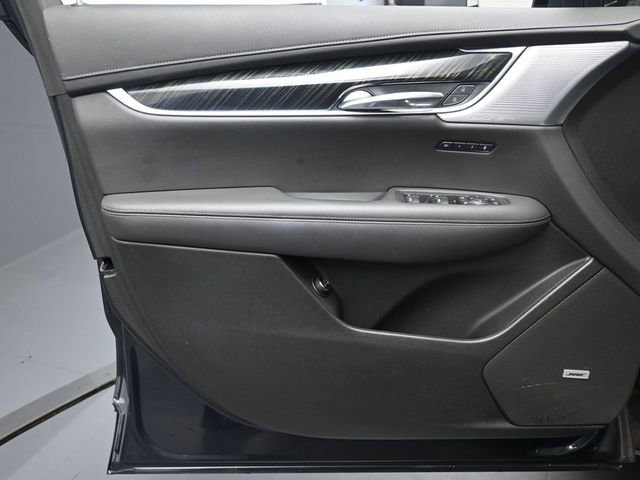 Used 2023 Cadillac XT6 Premium Luxury image 20