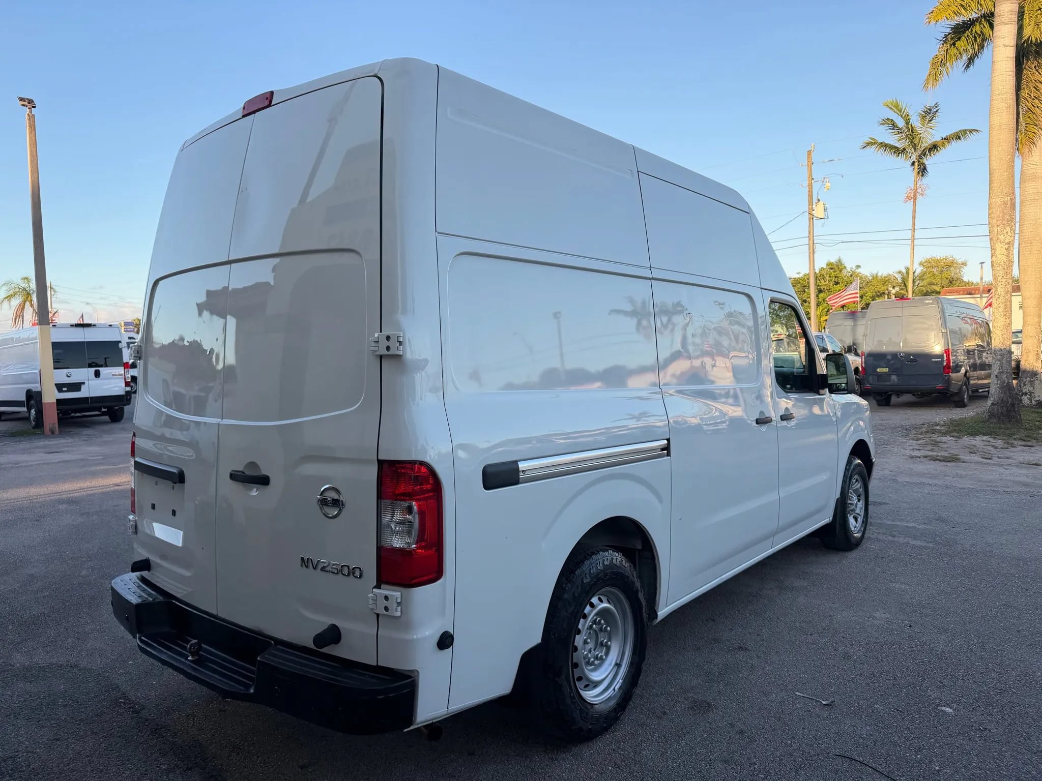 Used 2021 Nissan NV 2500 SV w/ Navigation Package RWD image 7
