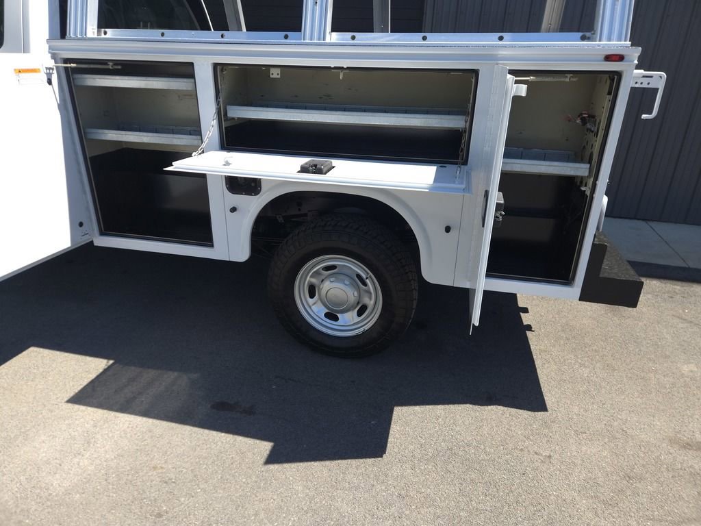 Used 2019 Ford F250 XL AWD/4WD image 4