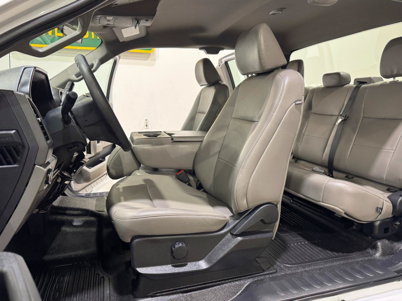 Used 2022 Ford F250 XL w/ Power Equipment Group AWD/4WD image 12