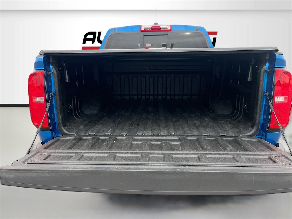 Used 2022 Chevrolet Colorado LT w/ Luxury Package image 25