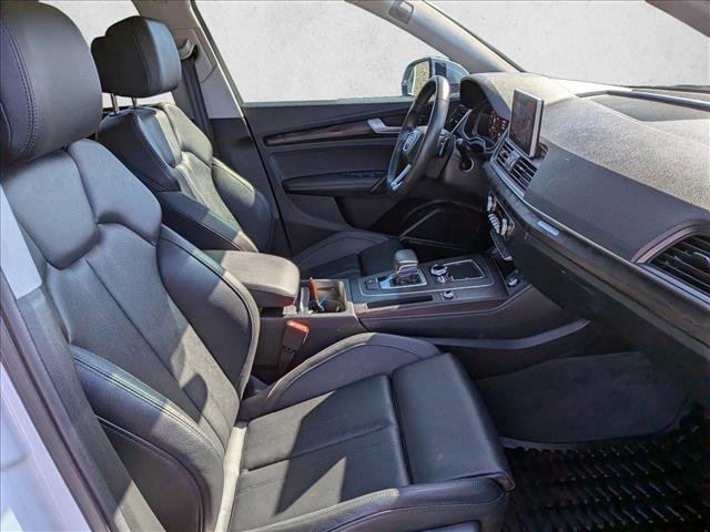 Used 2020 Audi Q5 Prestige w/ Prestige Package image 29