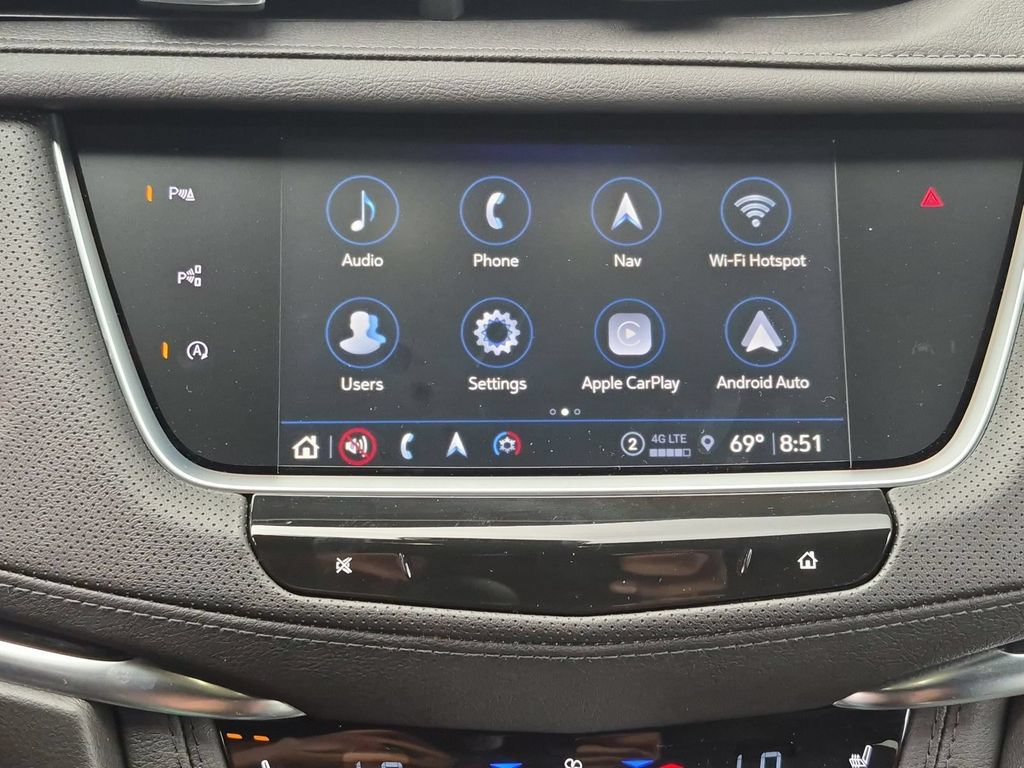 Used 2026 Cadillac XT5 Premium Luxury w/ LPO, ONYX Package FWD image 5