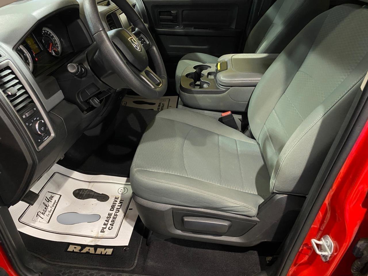Used 2018 RAM 1500 Express w/ Express Value Package AWD/4WD image 8
