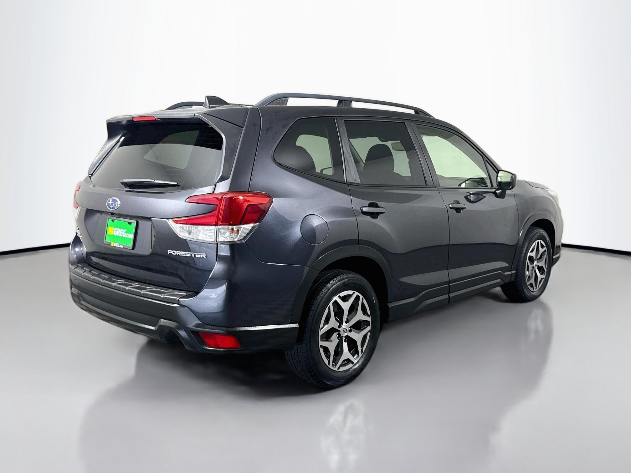 Used 2019 Subaru Forester Premium AWD/4WD image 10