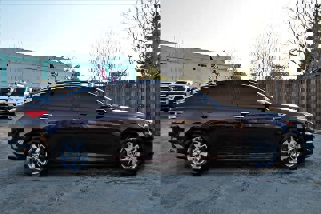 Used 2018 Kia Optima LX image 6