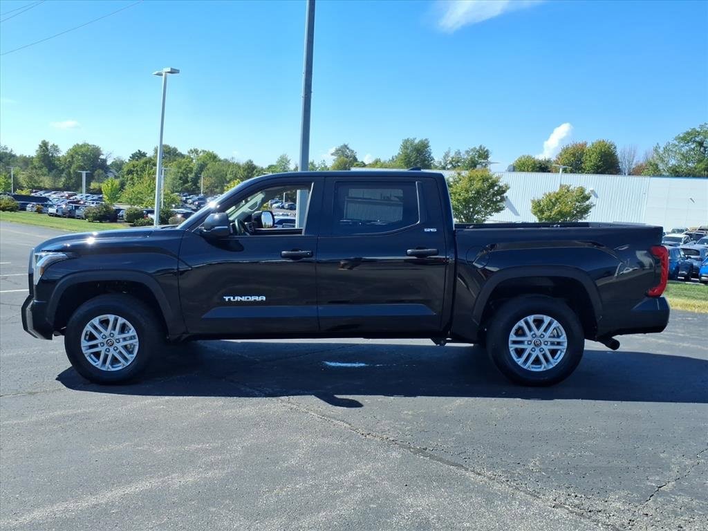 Used 2024 Toyota Tundra SR5 image 3
