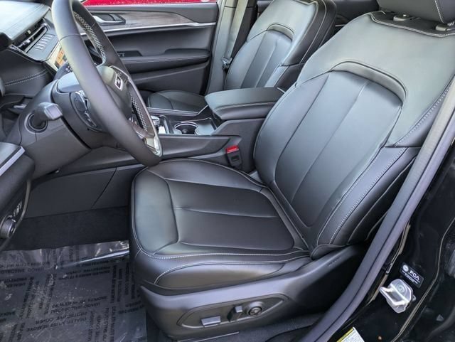 New 2026 Jeep Grand Cherokee Limited AWD/4WD image 14
