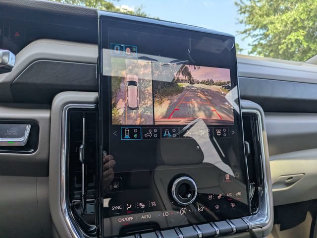 New 2026 GMC Yukon XL Denali w/ Denali Reserve Package RWD image 28