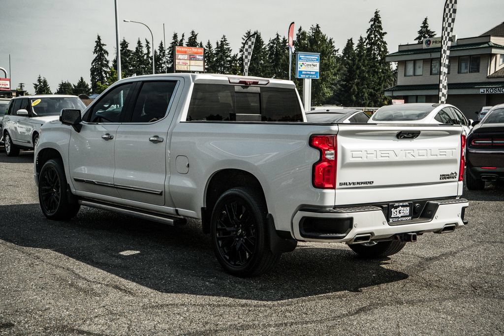 Used 2022 Chevrolet Silverado 1500 High Country w/ High Country Premium Package AWD/4WD image 13