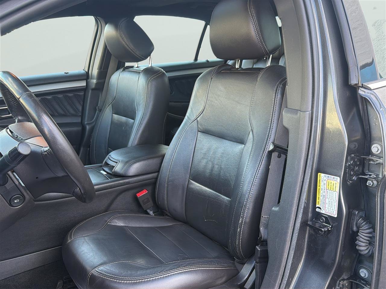 Used 2016 Ford Taurus SEL w/ Equipment Group 201A FWD image 12