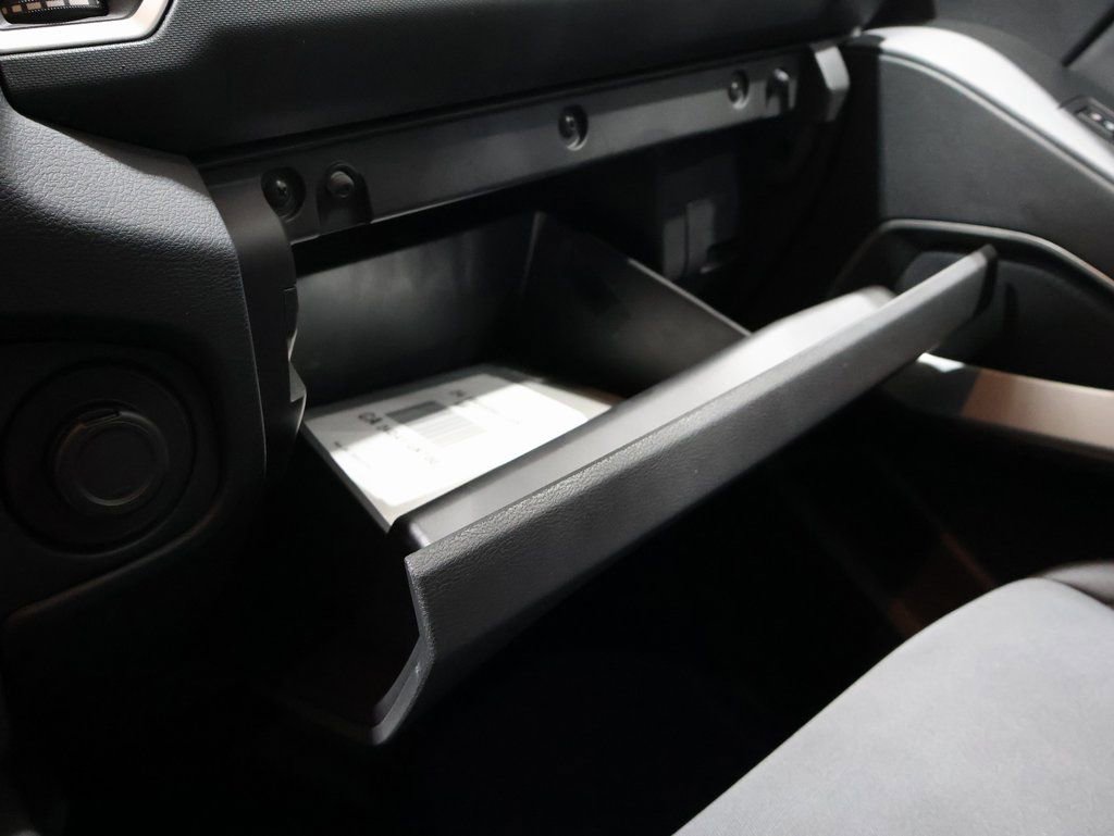 Used 2024 Nissan Frontier SV image 34