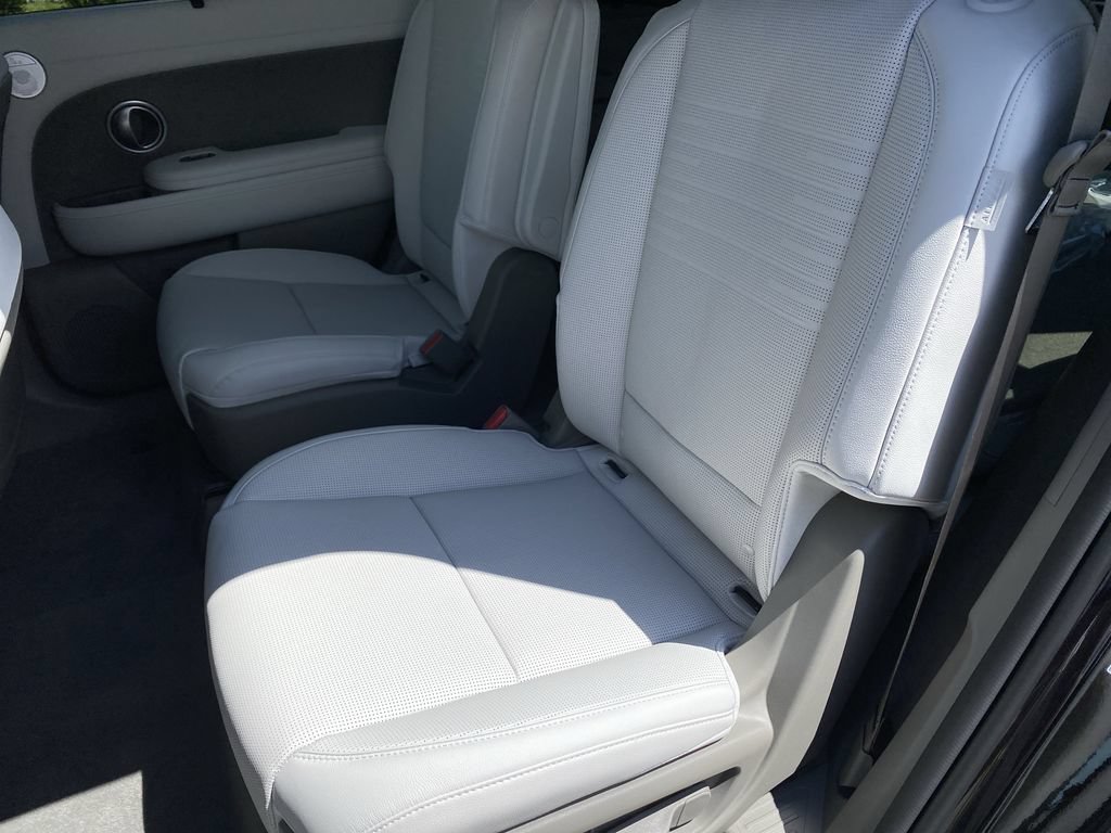 New 2026 Hyundai Palisade Limited FWD image 32