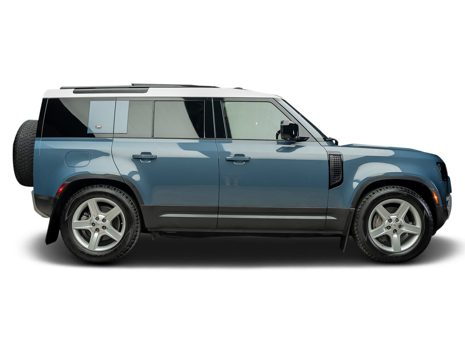 Used 2020 Land Rover Defender 110 HSE AWD/4WD image 25