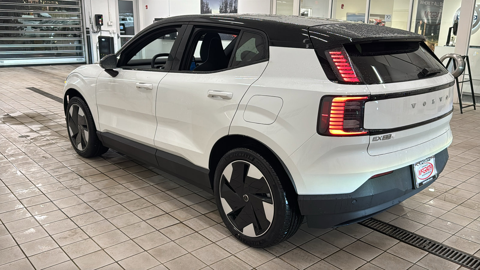 New 2026 Volvo EX30 Plus w/ Climate Package AWD/4WD image 7
