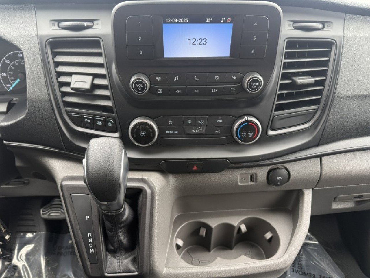 Used 2024 Ford Transit 350 XL image 13