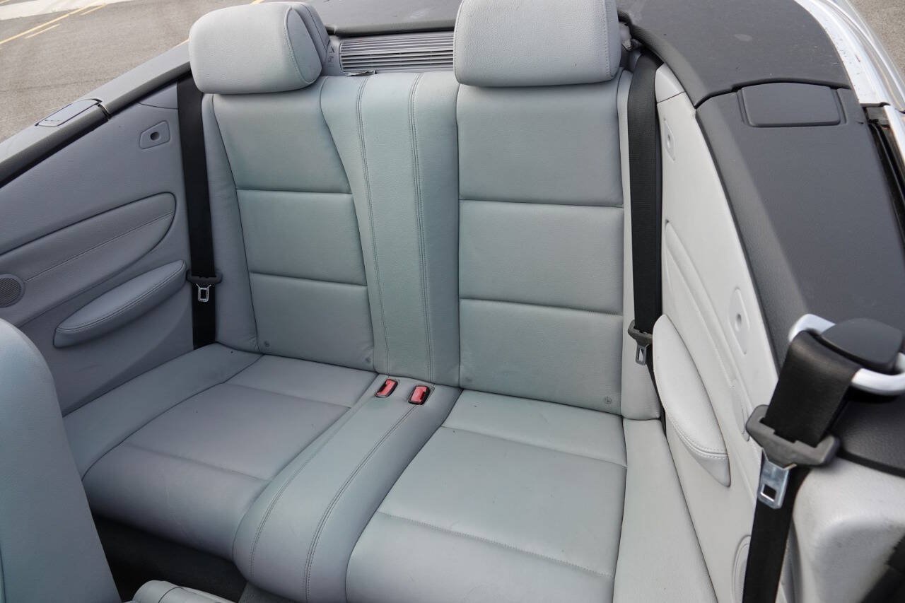 Used 2009 BMW 128i Convertible RWD image 61