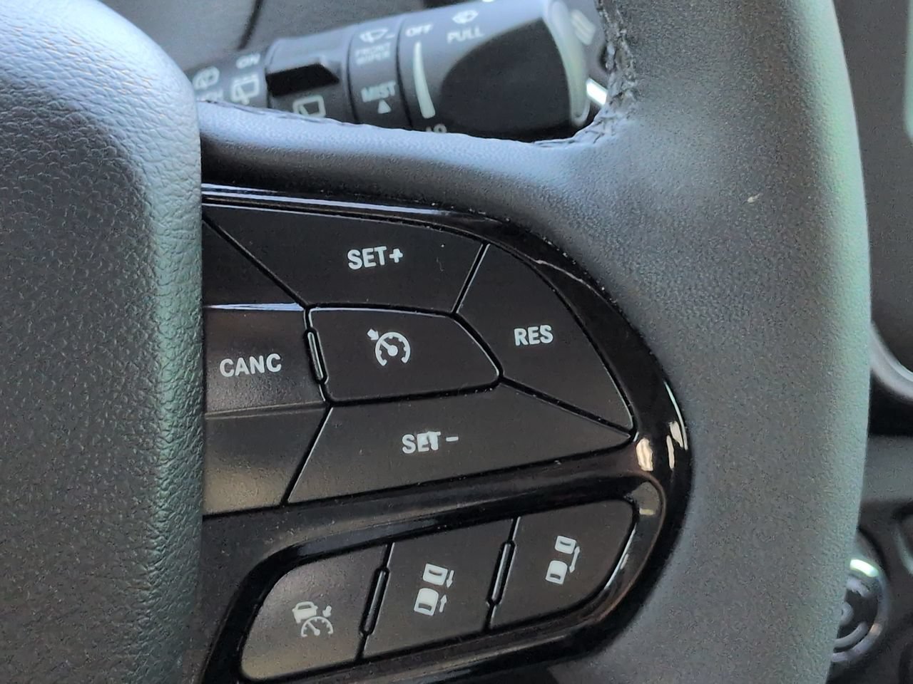 Certified 2023 Jeep Cherokee Altitude Lux w/ Lux Elite Package AWD/4WD image 26